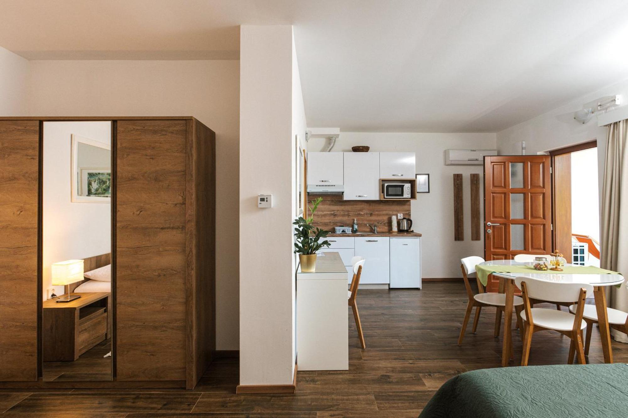 B&B Apartments Buric Plitvice Lakes Plitvička Jezera Εξωτερικό φωτογραφία