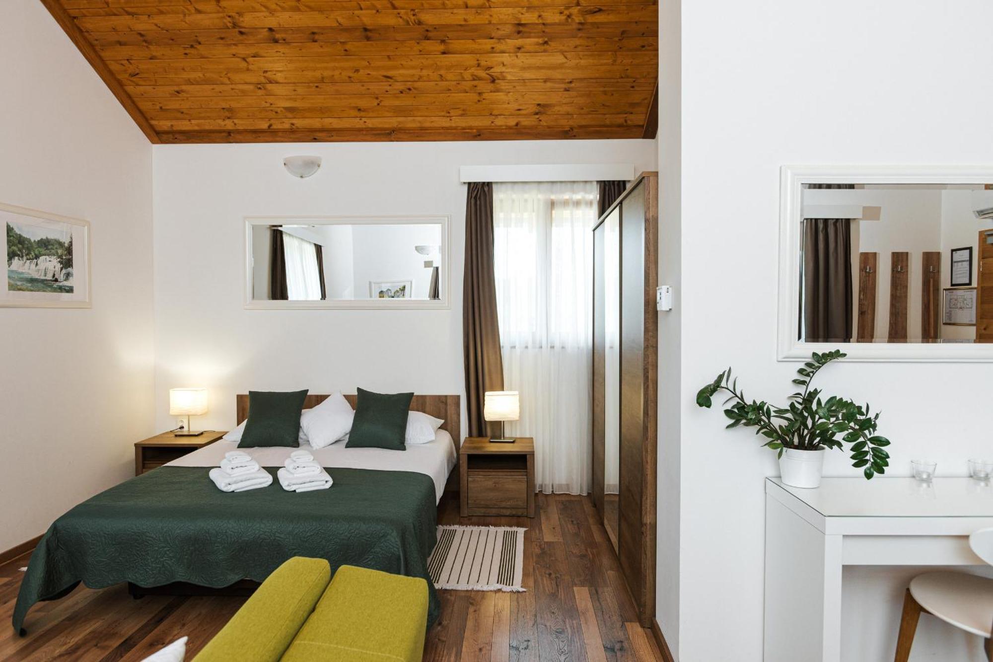 B&B Apartments Buric Plitvice Lakes Plitvička Jezera Εξωτερικό φωτογραφία