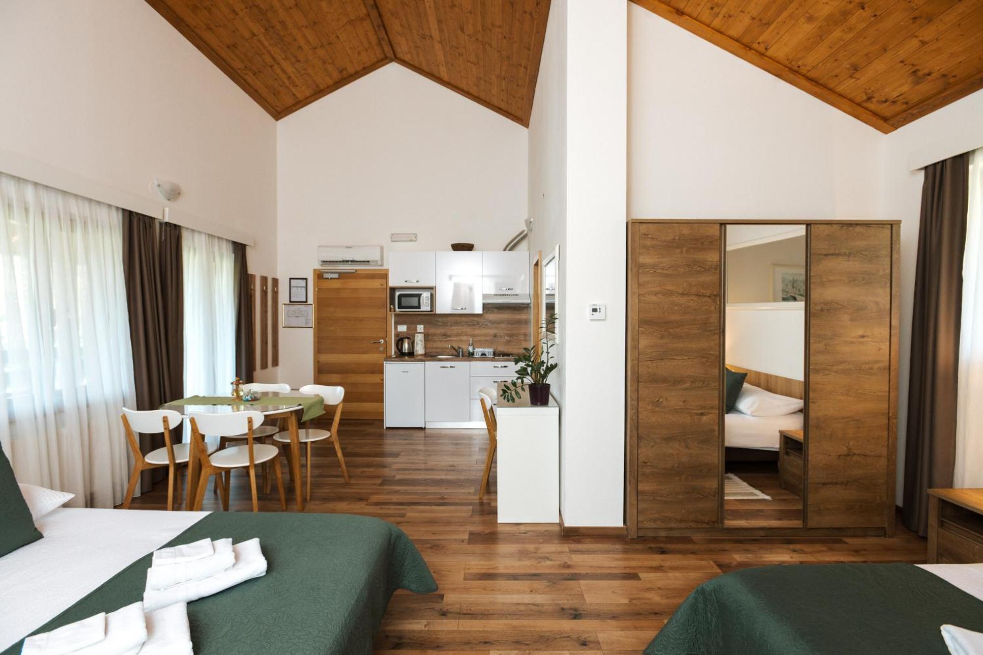 B&B Apartments Buric Plitvice Lakes Plitvička Jezera Εξωτερικό φωτογραφία