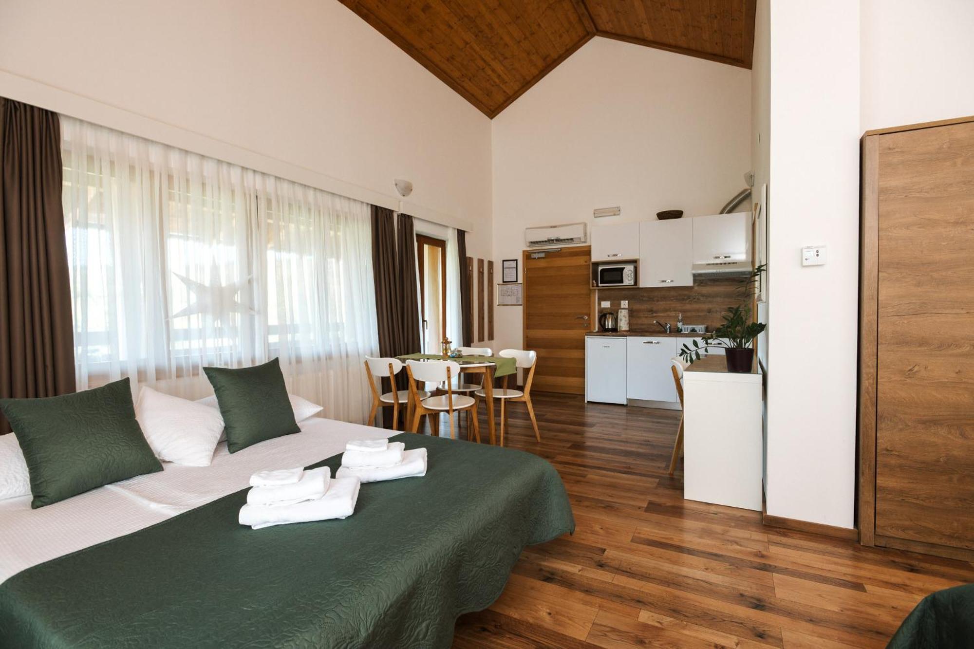 B&B Apartments Buric Plitvice Lakes Plitvička Jezera Εξωτερικό φωτογραφία